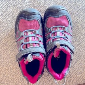 Kids Hiking Boots - Keen - Size 13